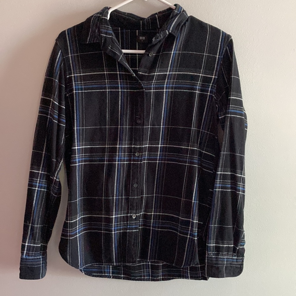 Uniqlo blue black plaid button up
